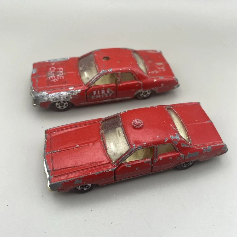 Set Lot of 2 Vintage Tomy Tomica Dodge Coronet Custom Fire Chief Red Die Cast‎